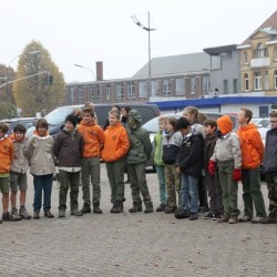 handen achter de rug! - Scouts en Gidsen Zaventem 